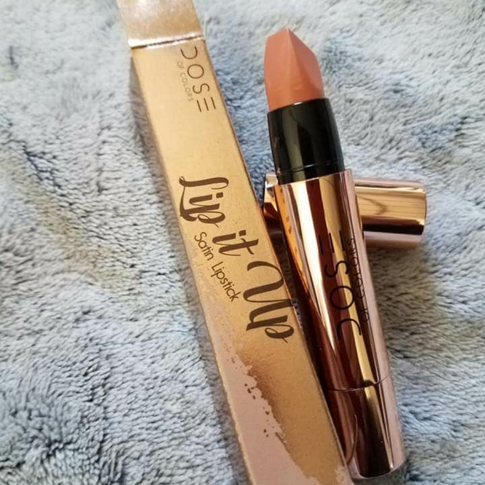 Dose of colors lip it up